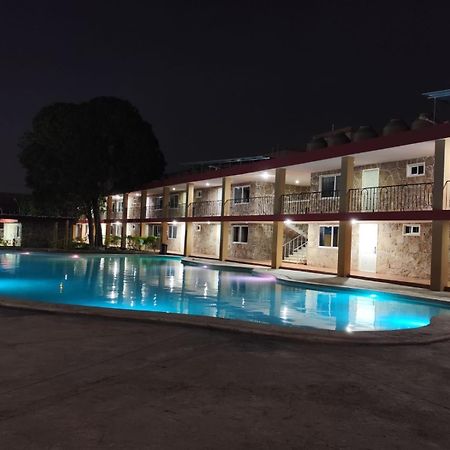 Hotel Posada Maya 梅里达 外观 照片